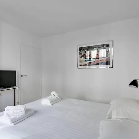 Pick A Flat'S Apartments In Saint Michel - Rue Du Sommerard Paris Exterior foto
